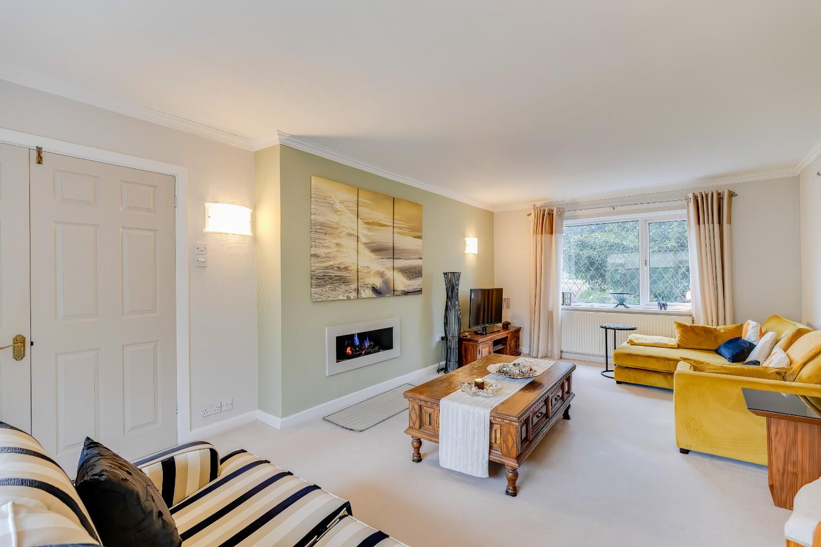 43 Highwalls Avenue, Dinas Powys, CF64 4AQ